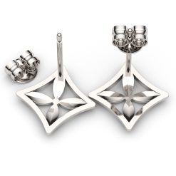 caerula ピアス 裏面（WG）